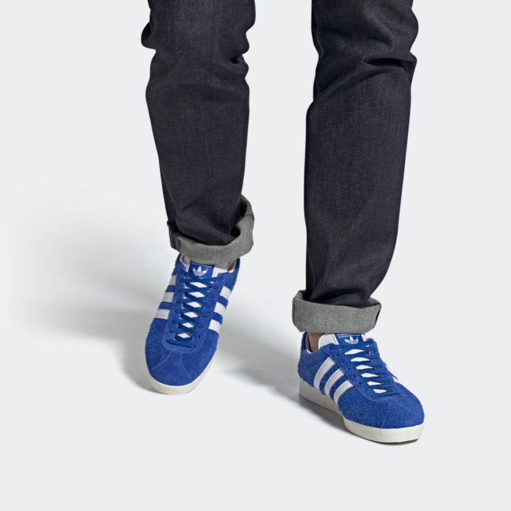 Men’s Adidas Gazelle Vintage FU9656 Sneakers